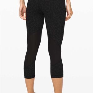 Lululemon Pace Rival Crop *22"
Formation Camo Deep Coal